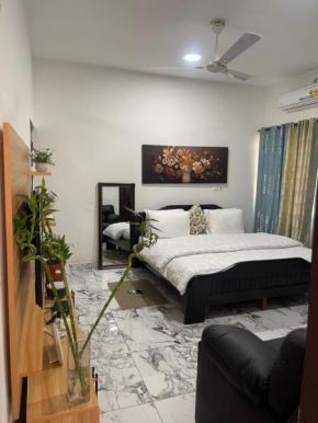 CRL Apartment